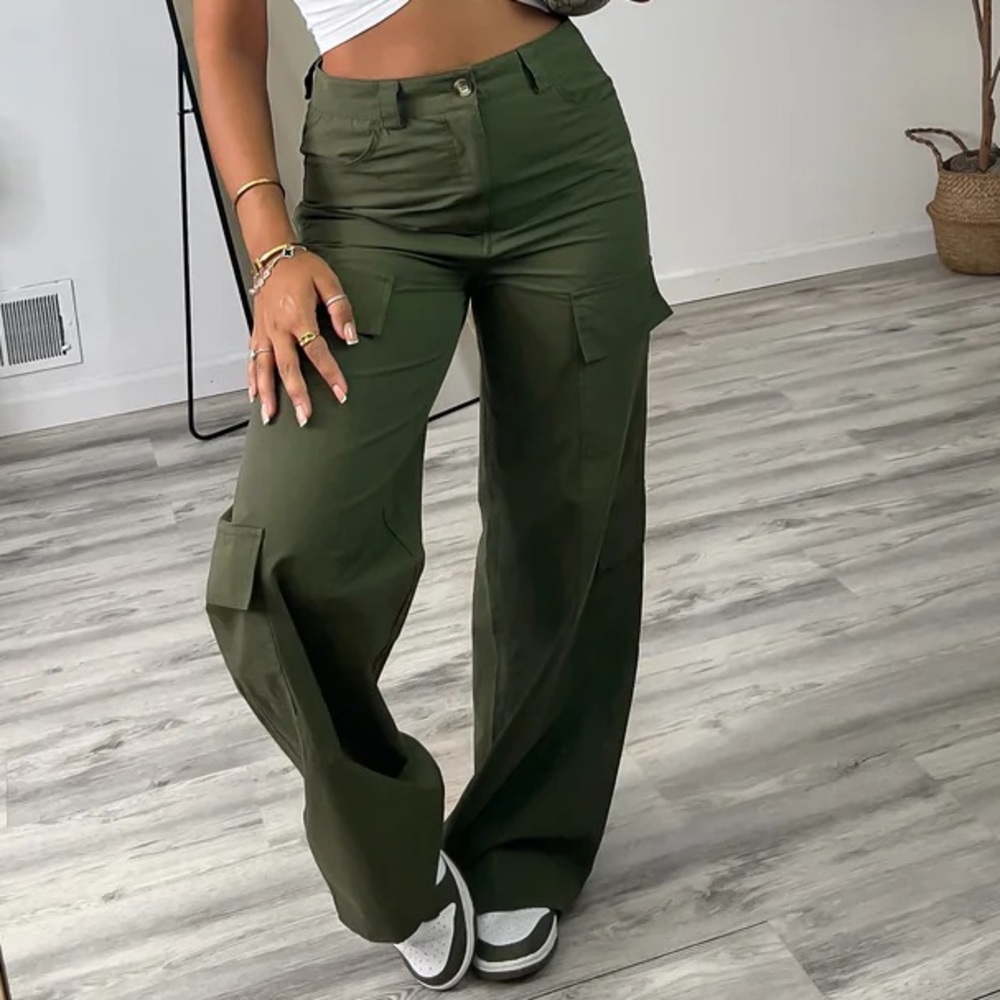 Women’s cargo pants